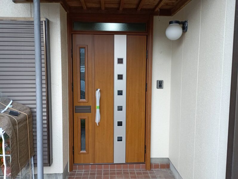 玄関ドアリモ工事・内窓設置工事