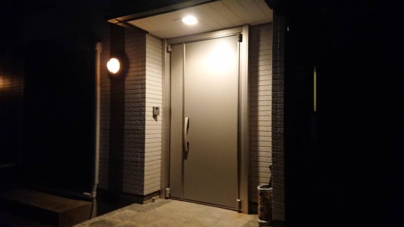 玄関ドアリモ工事・内窓設置工事